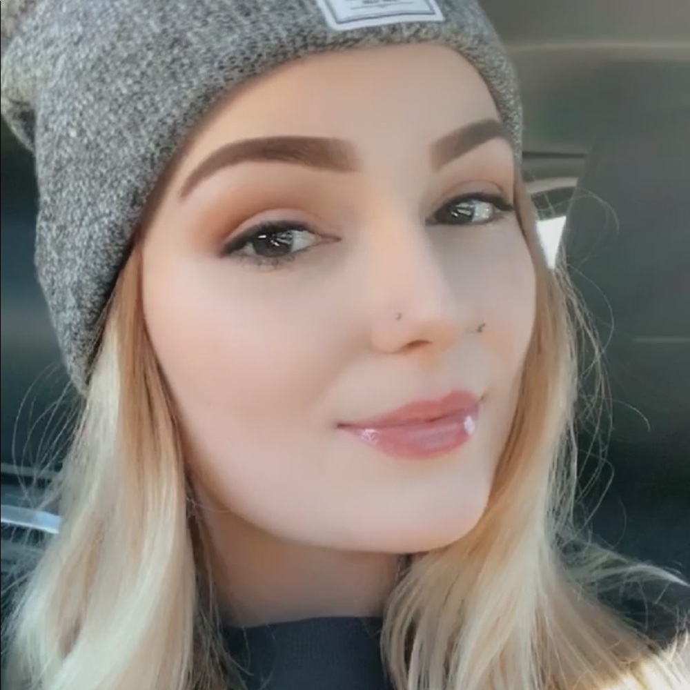 Meet your Posher, Alexa